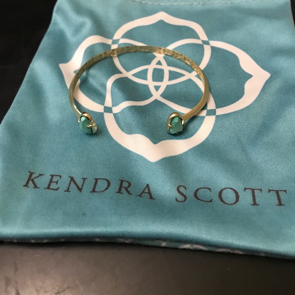 KENDRA SCOTT TURQUOISE BRACELET